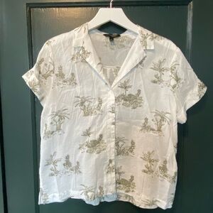 Banana Republic button down shirt